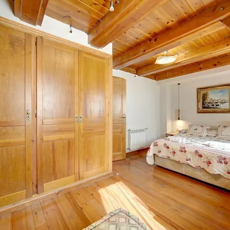 Arties Luxury Apartments Con Gran Jardin Comunitario Apartment